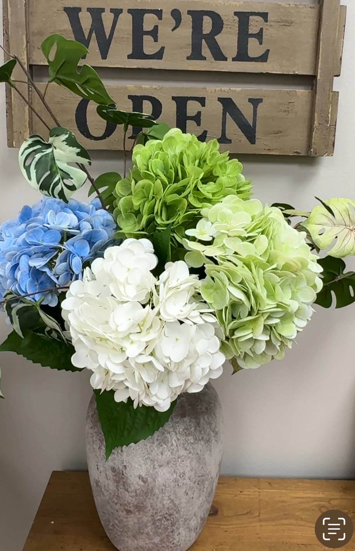 18" Ultra Realistic Real Touch Artificial Hydrangea