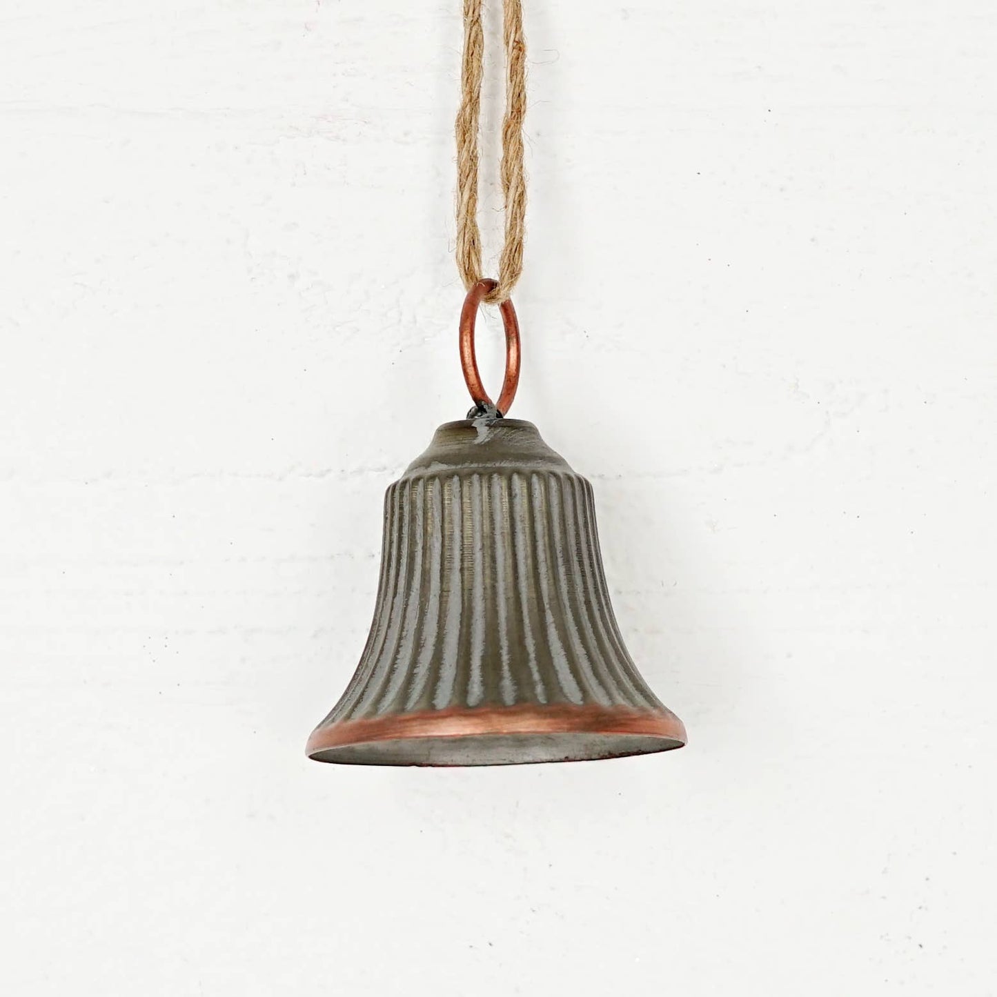 M10230- 4in Copper Washed Bell Ornament-
