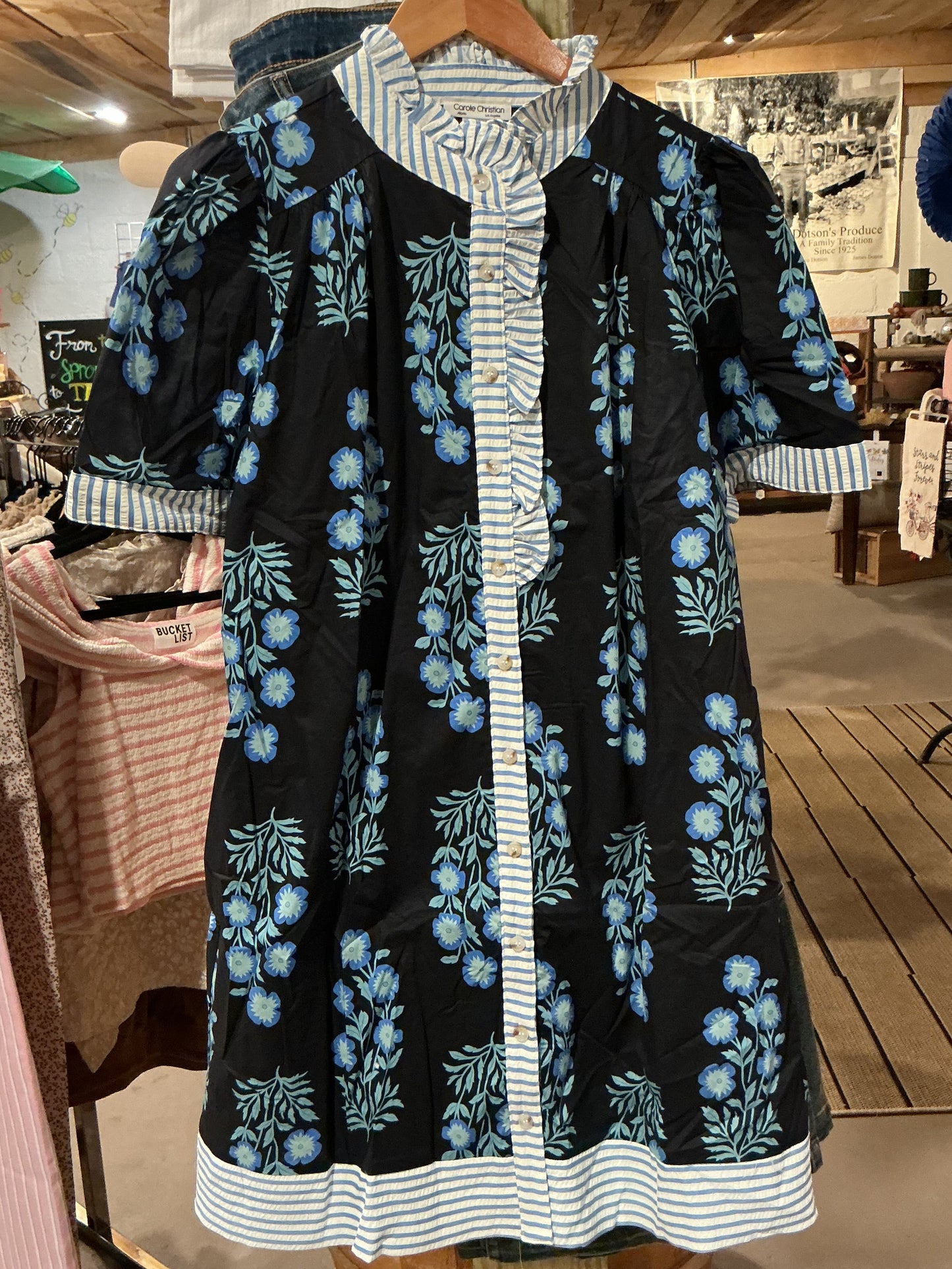 Black/blue flower seer sucker hem dress