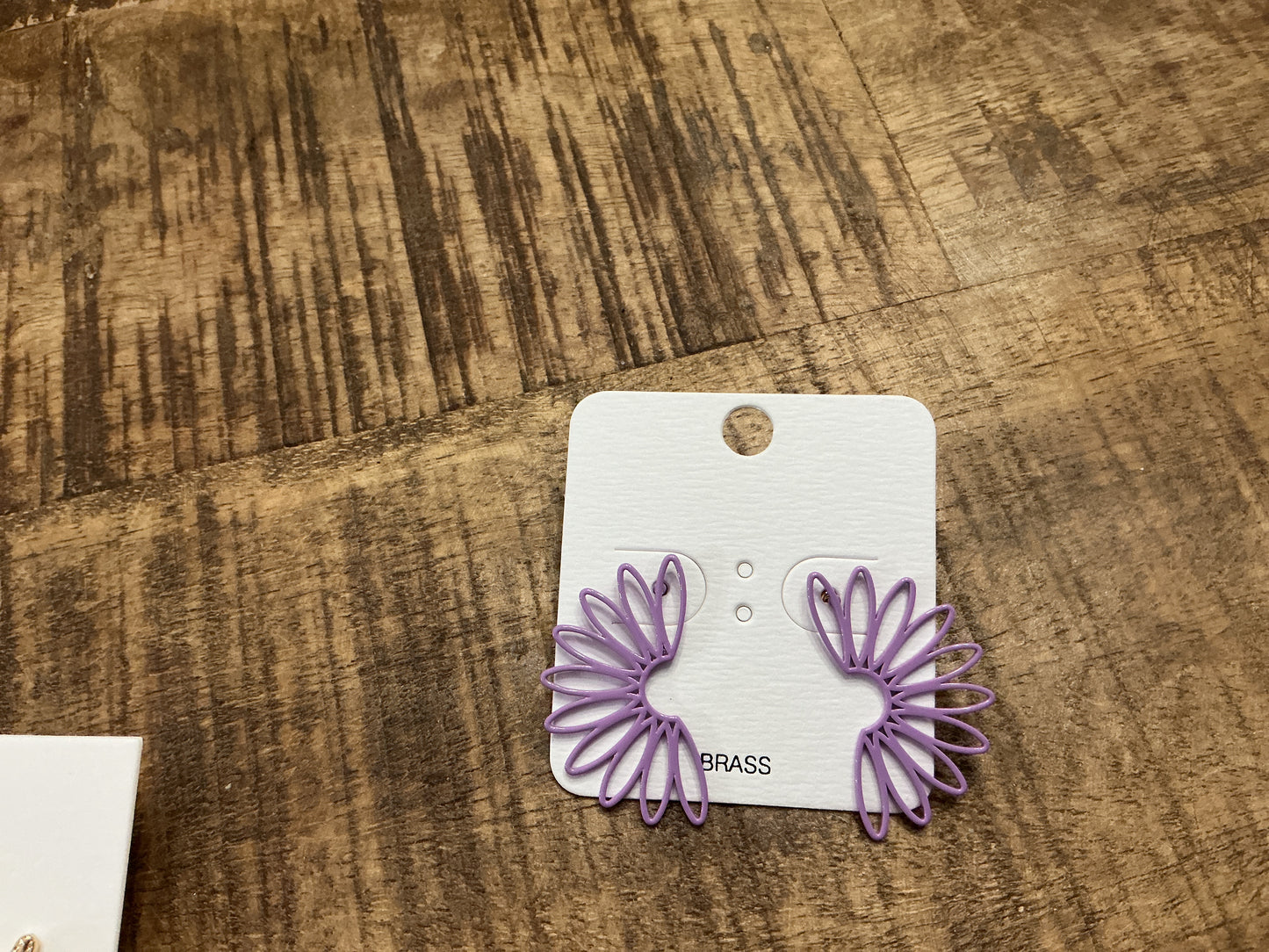 Purple half daisy earrings