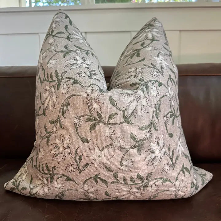Isla Outdoor/Indoor Pillow Cover
