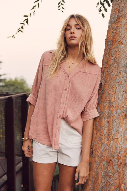 BREATHABLE MINERAL-WASHED COTTON GAUZE BUTTON-DOWN SHIRT
