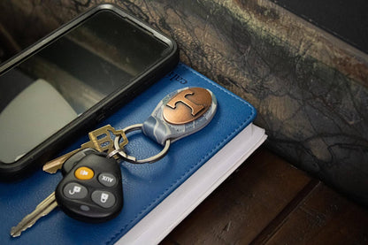 Tennessee Vols Oval Camo Leather Key Fob.