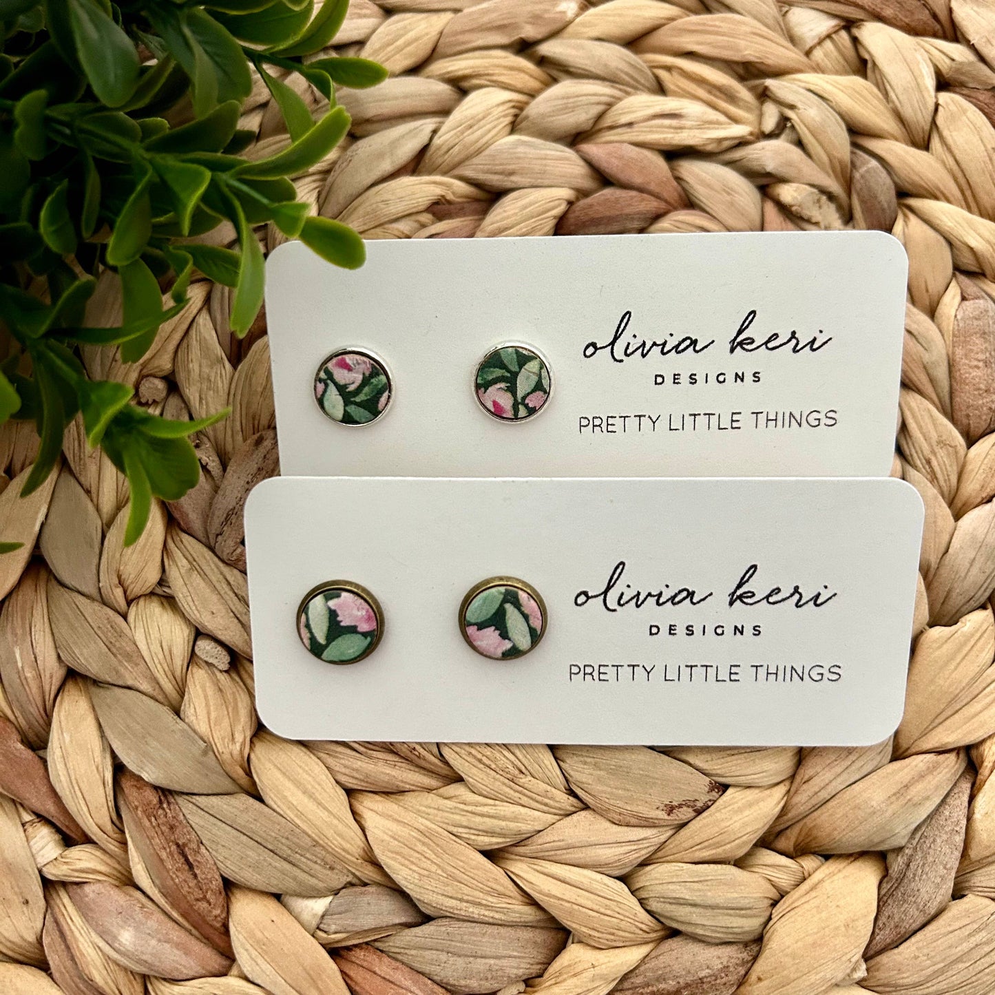 Pretty Little Things Studs - English Garden