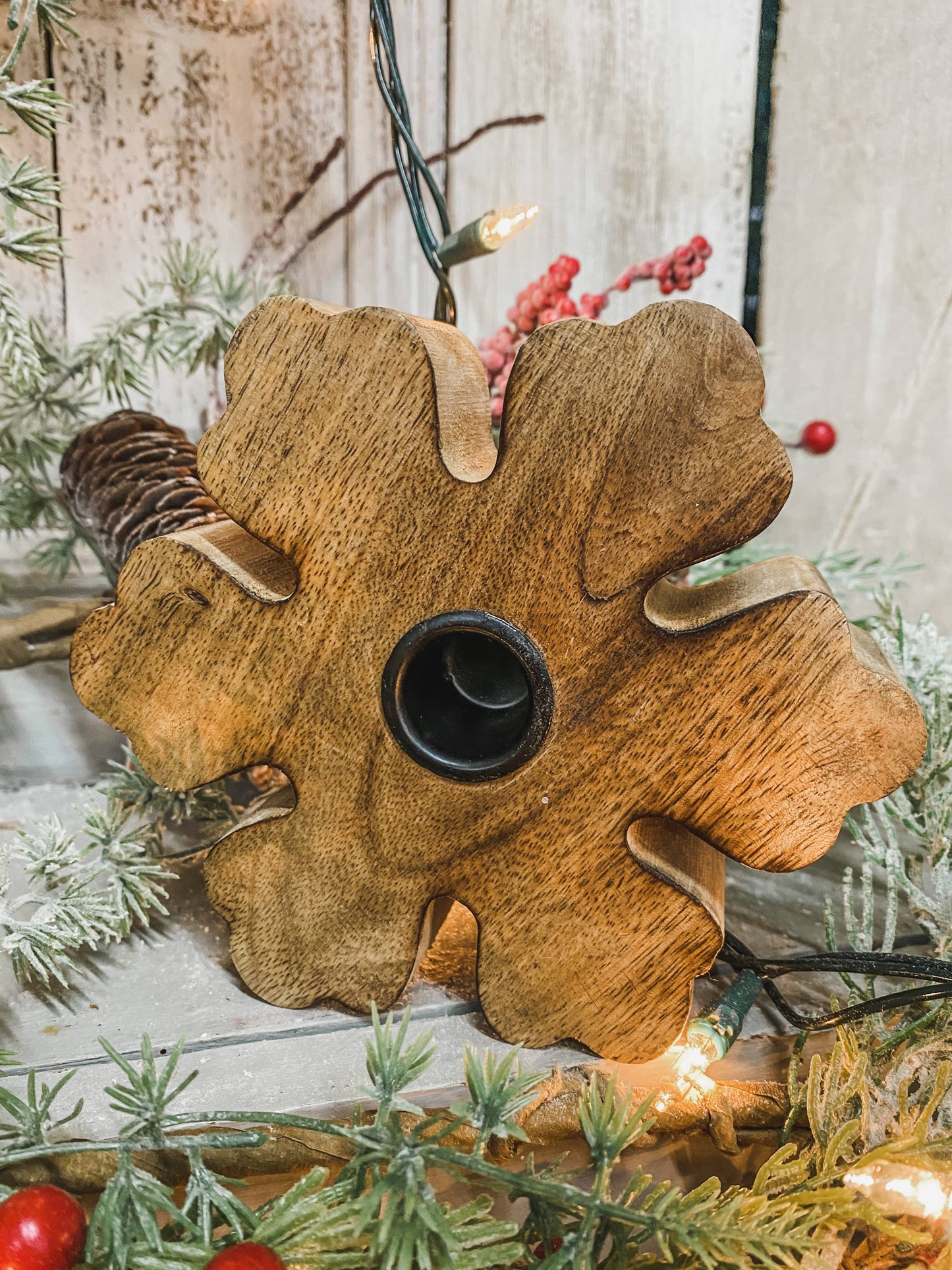 Snowflake Taper Holder 3.5x5.5in