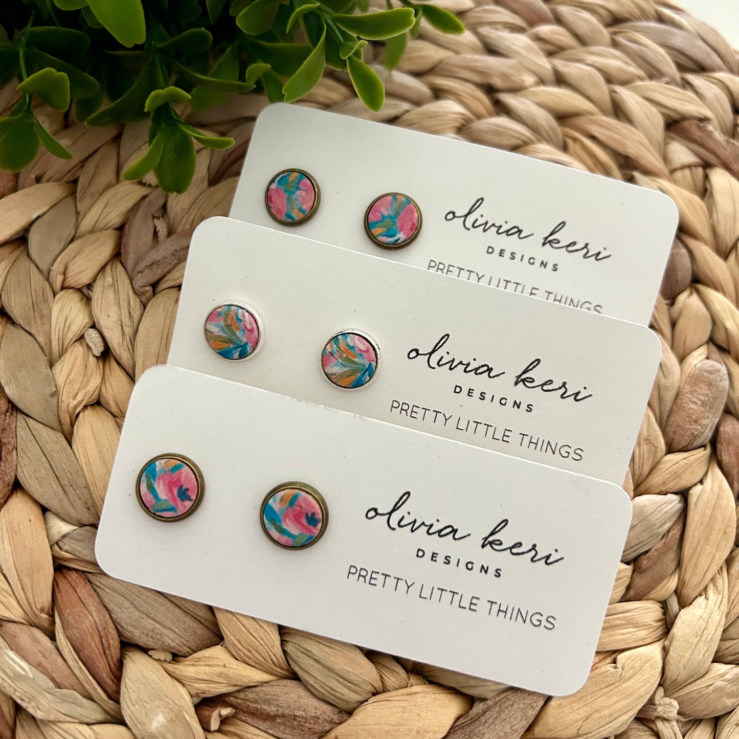 Pretty Little Things Studs - Summer Bliss
