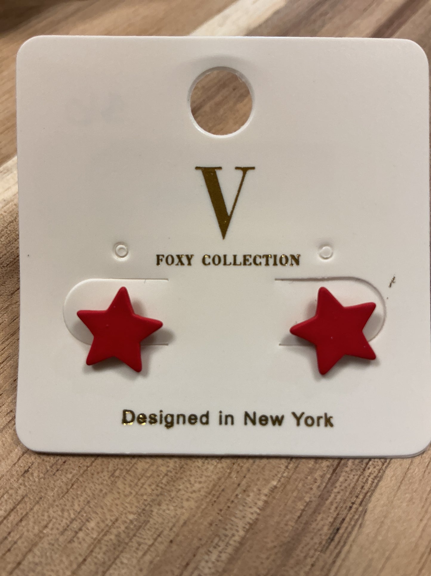 Red star earrings