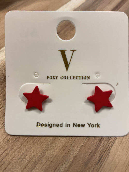 Red star earrings